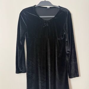 Old Navy Black Velvet Long Sleeve Dress